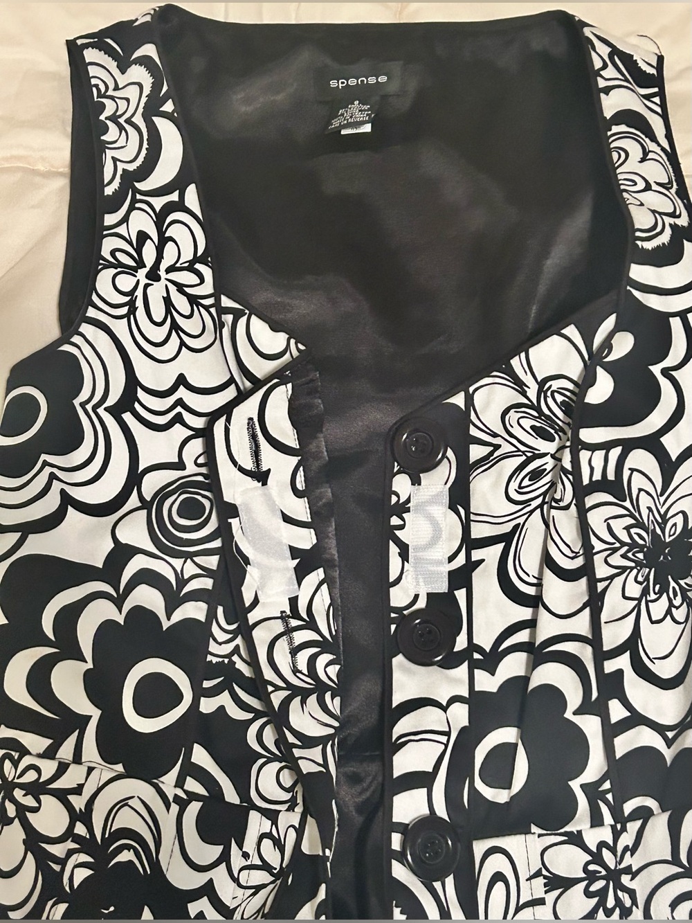 Spense Black & White Floral Button-Front Dress - Picture 5 of 7
